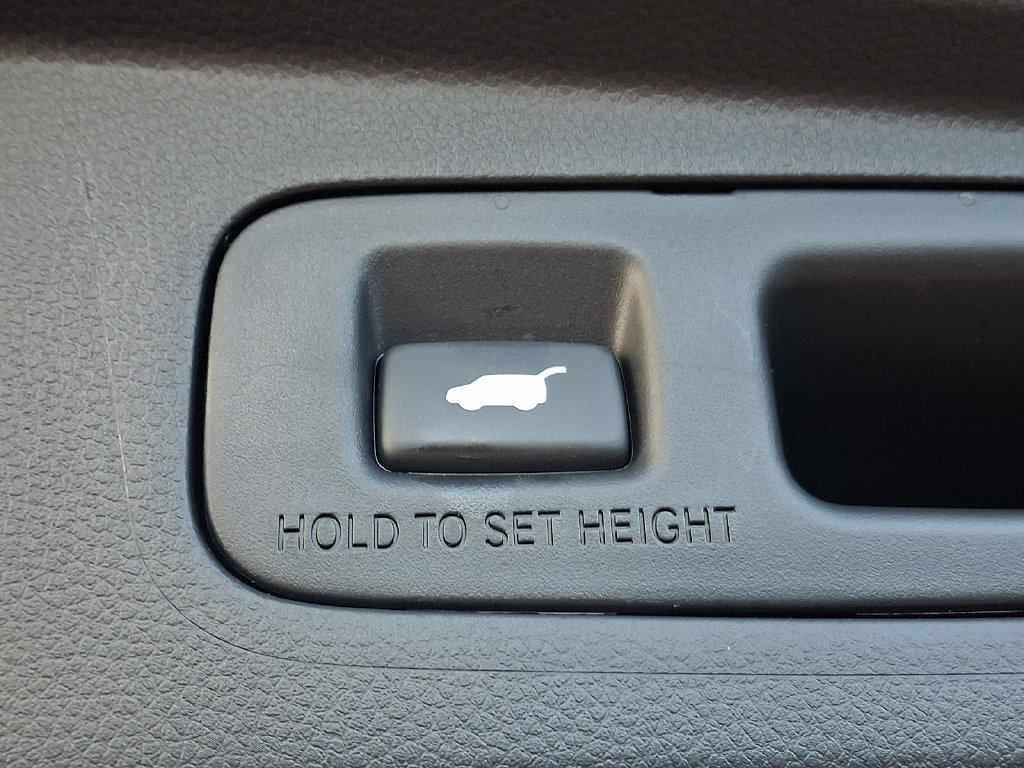 Used 2025 Honda CR-V EX-L image 31