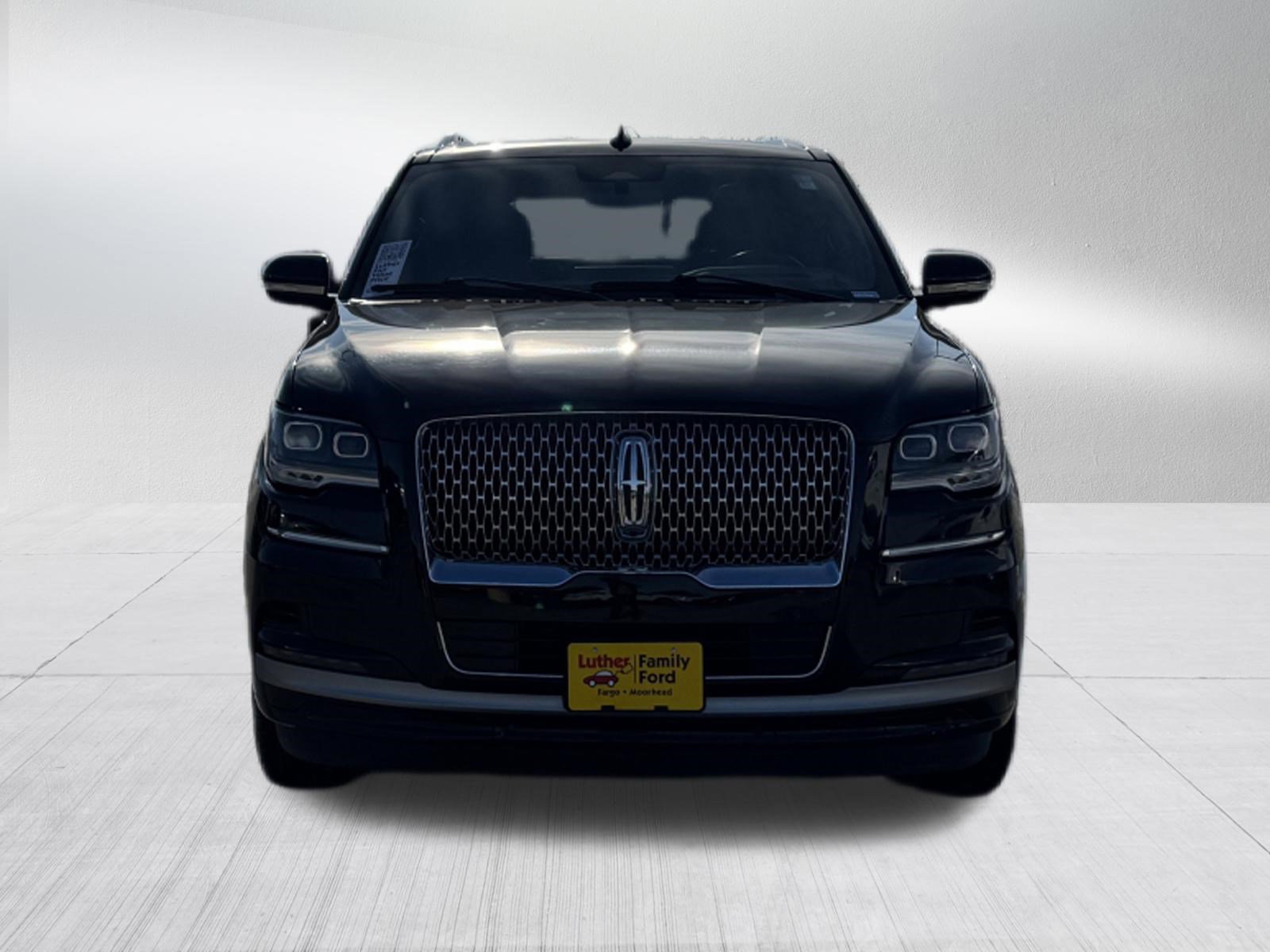 Used 2024 Lincoln Navigator Reserve AWD/4WD video 2