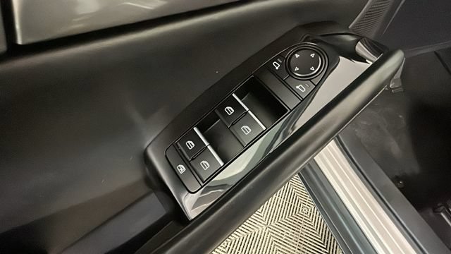 Used 2024 MAZDA CX-30 AWD 2.5 S w/ Select Sport Pkg image 10