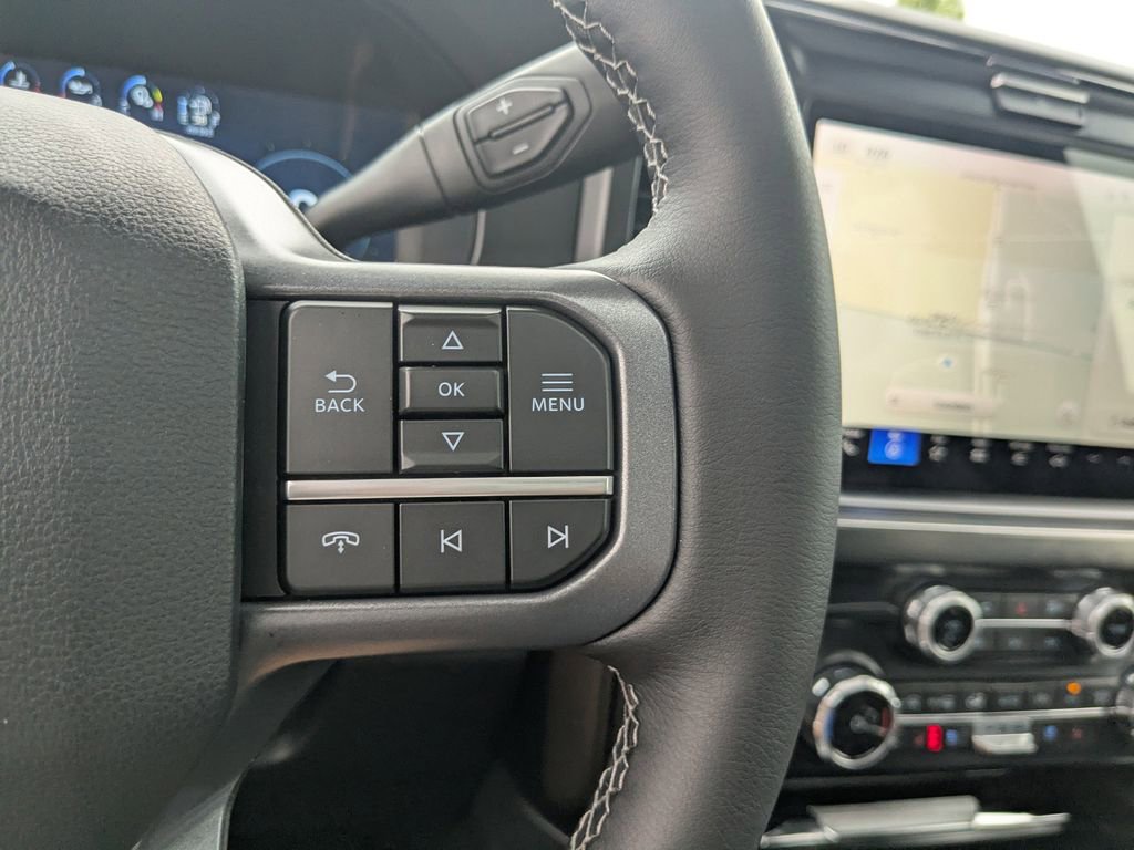 New 2025 Ford F250 Lariat w/ Lariat Ultimate Package image 27