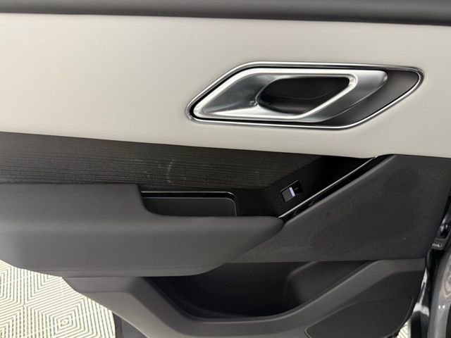 New 2026 Land Rover Range Rover Velar Dynamic SE image 26
