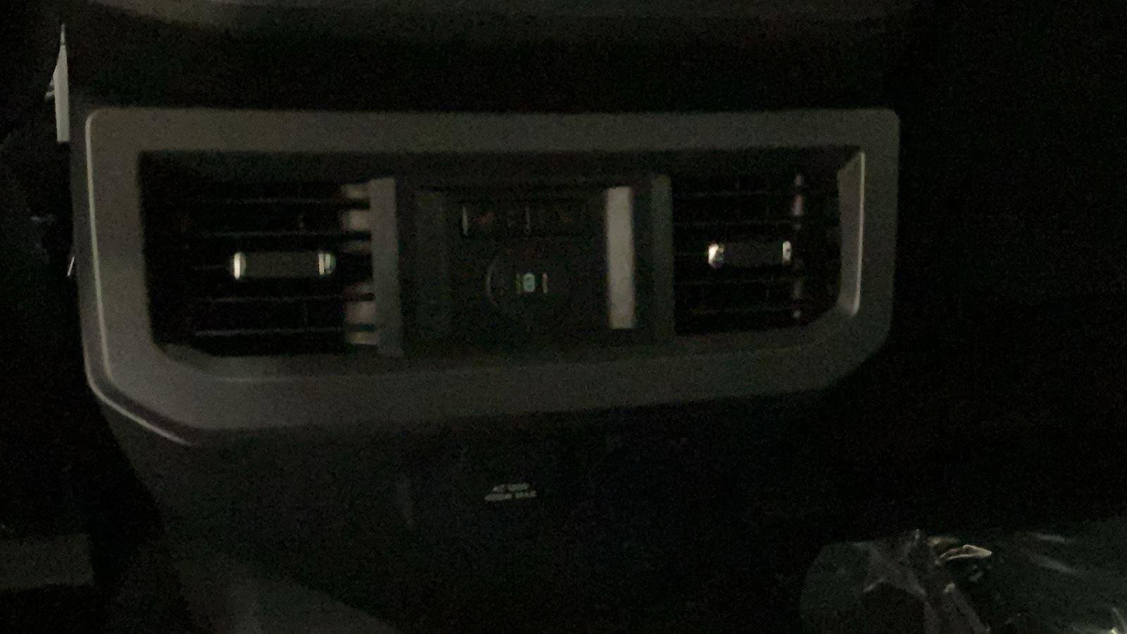 New 2025 Ford F350 Lariat w/ Black Appearance Package image 19