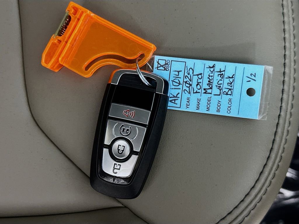 Used 2025 Ford Maverick Lariat AWD/4WD image 37