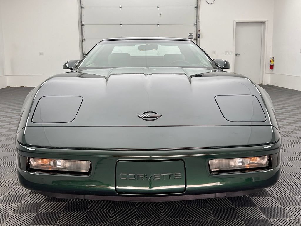 Used 1992 Chevrolet Corvette Convertible RWD image 10