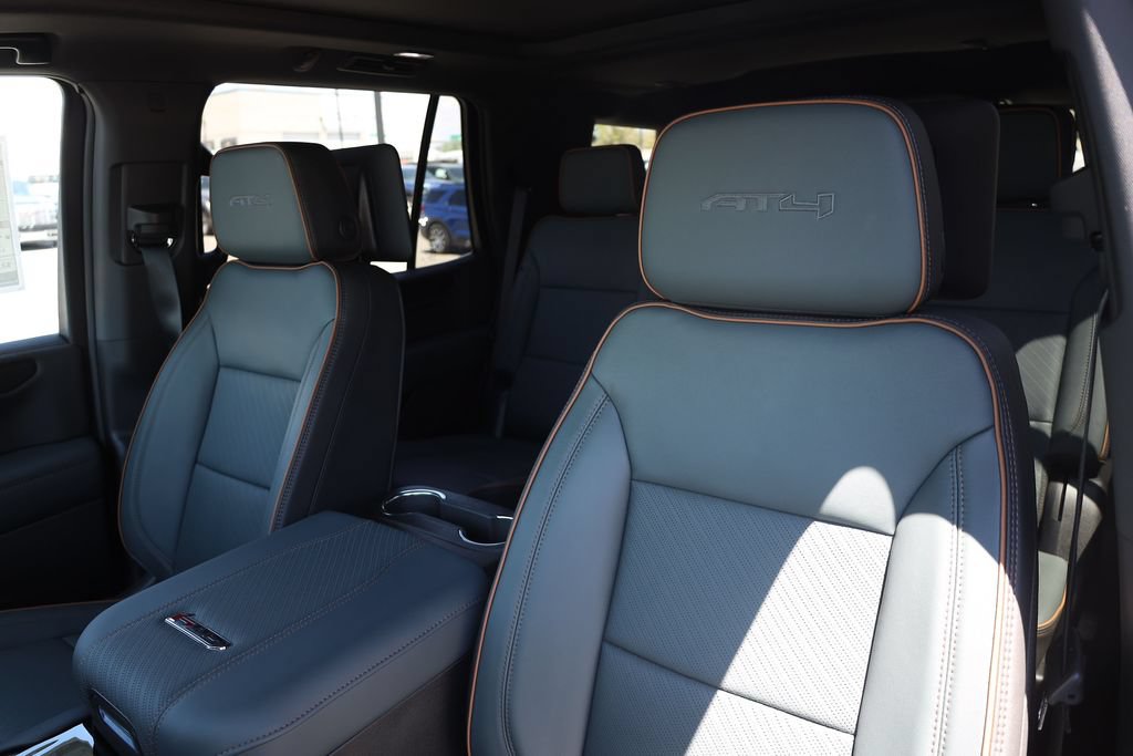 New 2026 GMC Yukon AT4 w/ AT4 Premium Plus Package AWD/4WD image 17