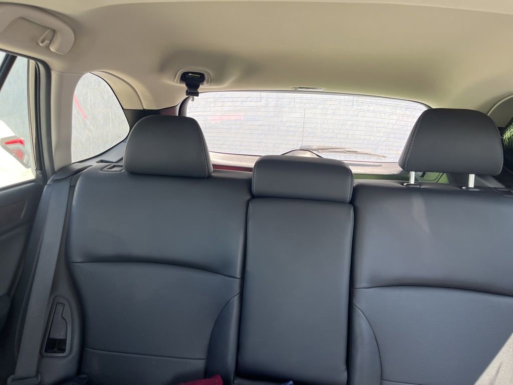Used 2019 Subaru Outback 2.5i Limited AWD/4WD image 9
