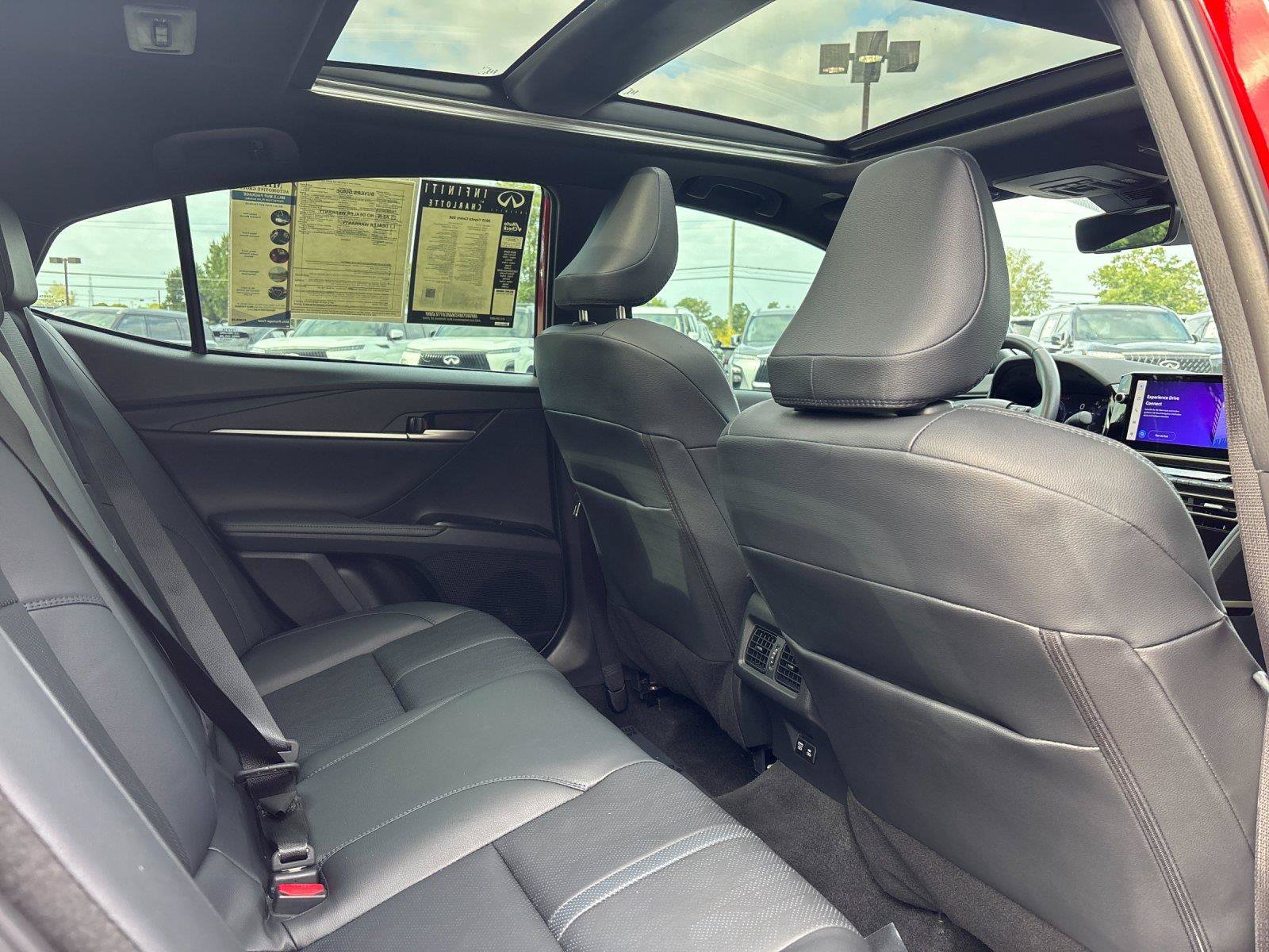 Used 2025 Toyota Camry XSE FWD image 37