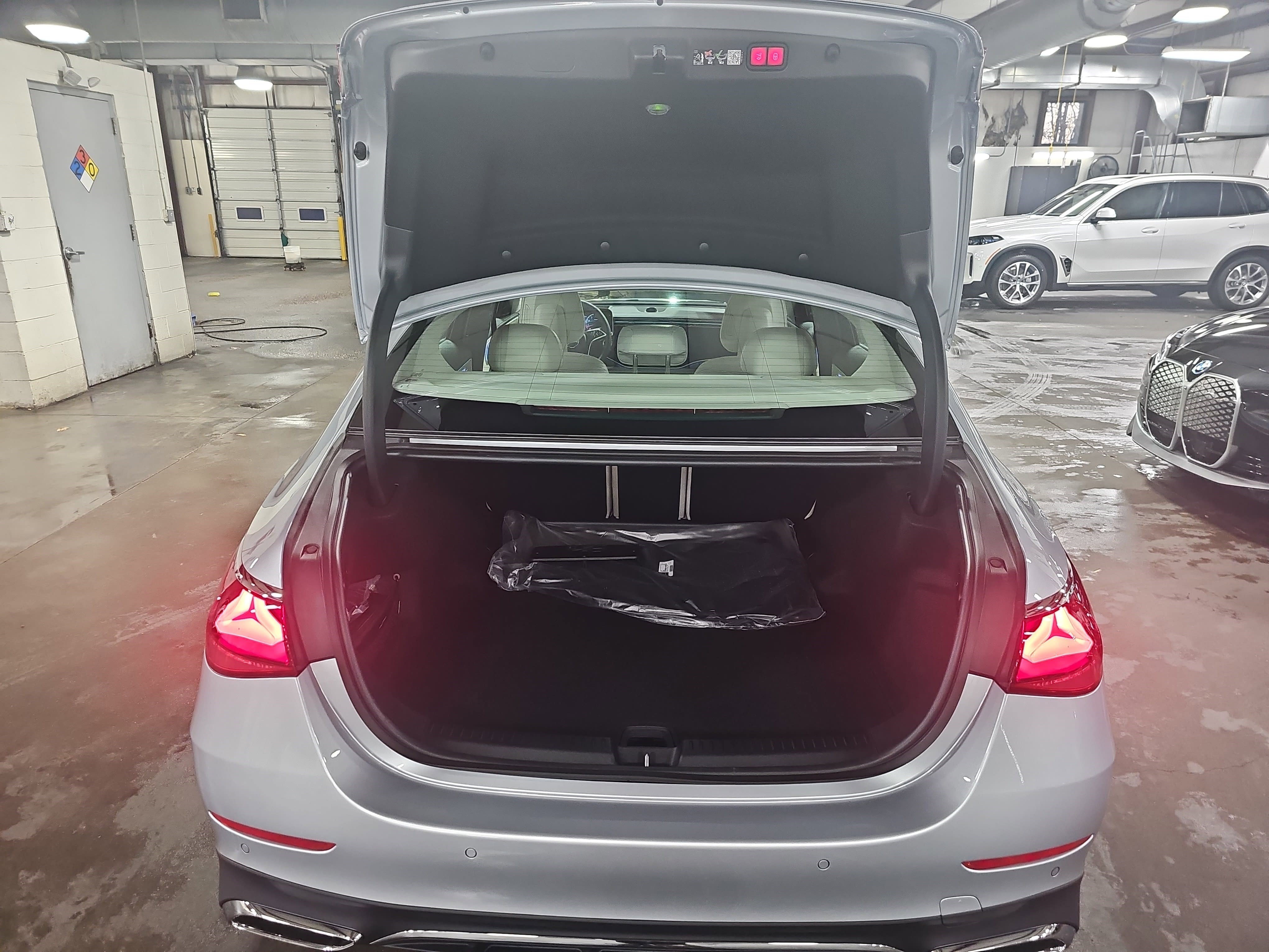 New 2026 Mercedes-Benz E 350 4MATIC Sedan image 13