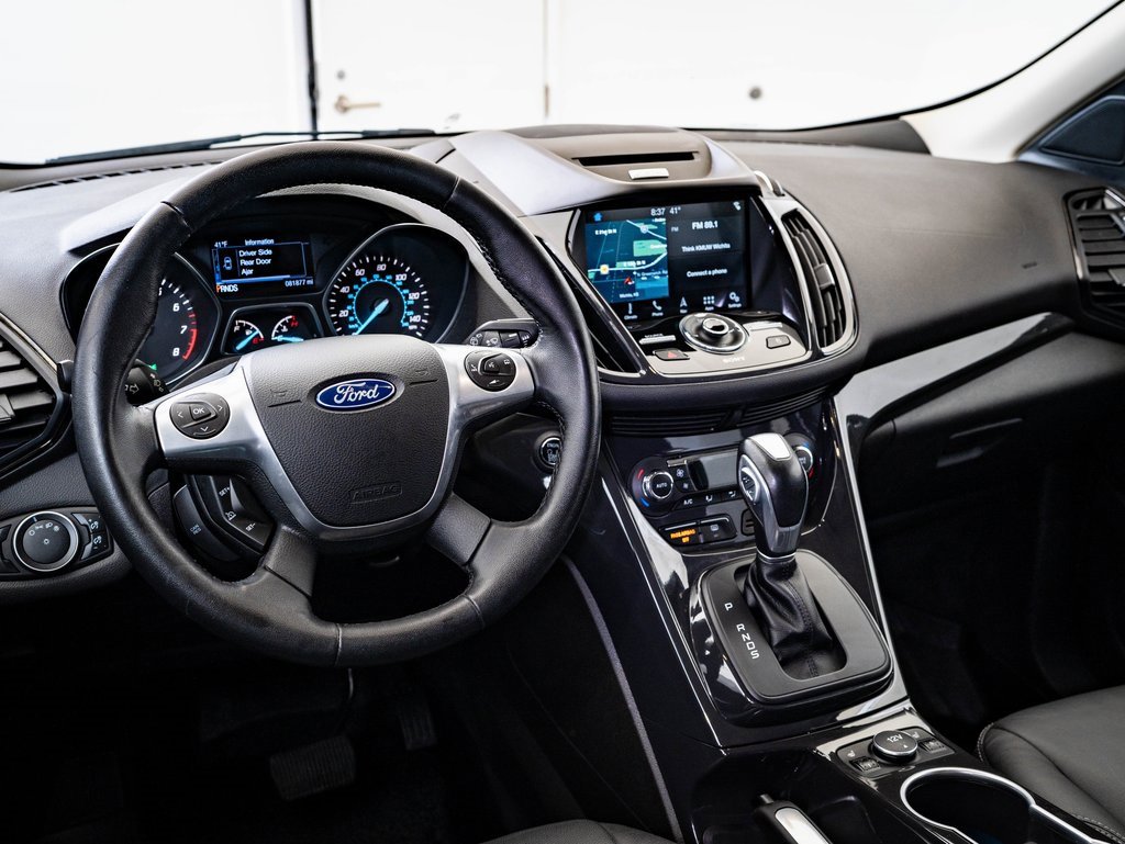 Used 2016 Ford Escape Titanium image 4