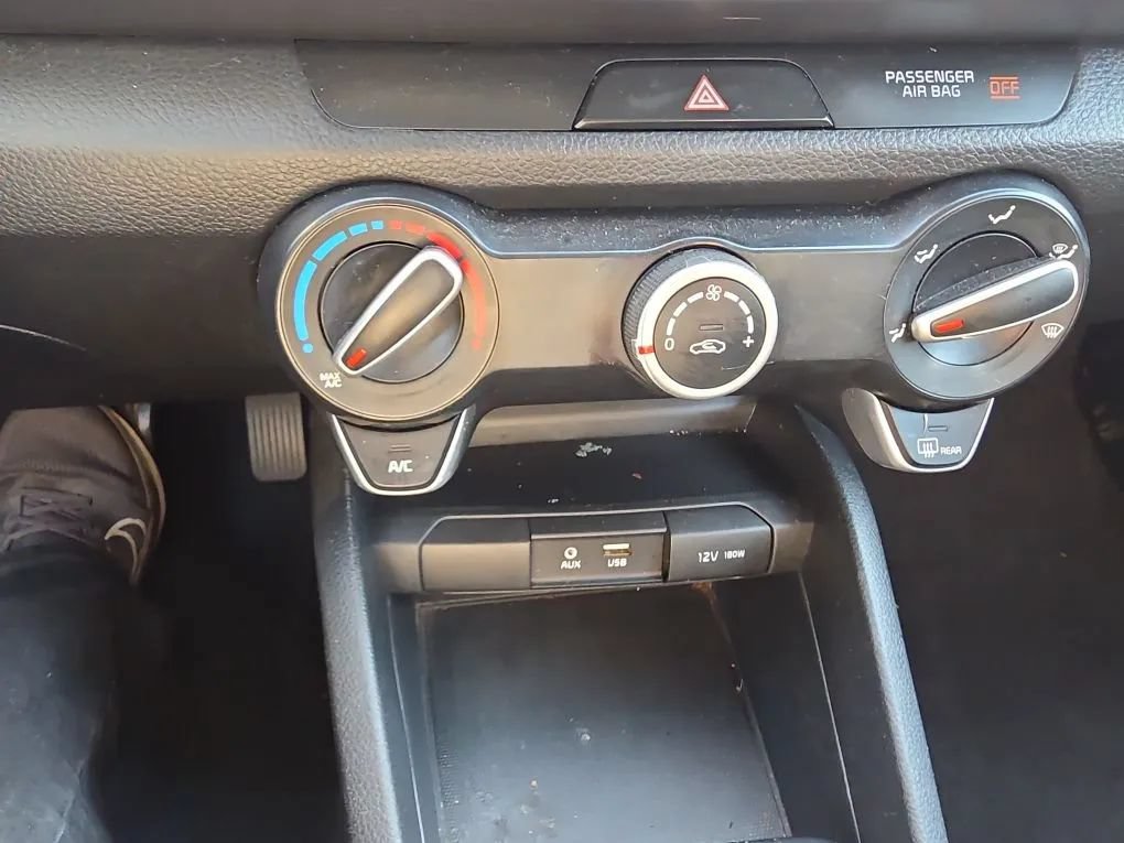 Used 2019 Kia Rio S FWD image 28