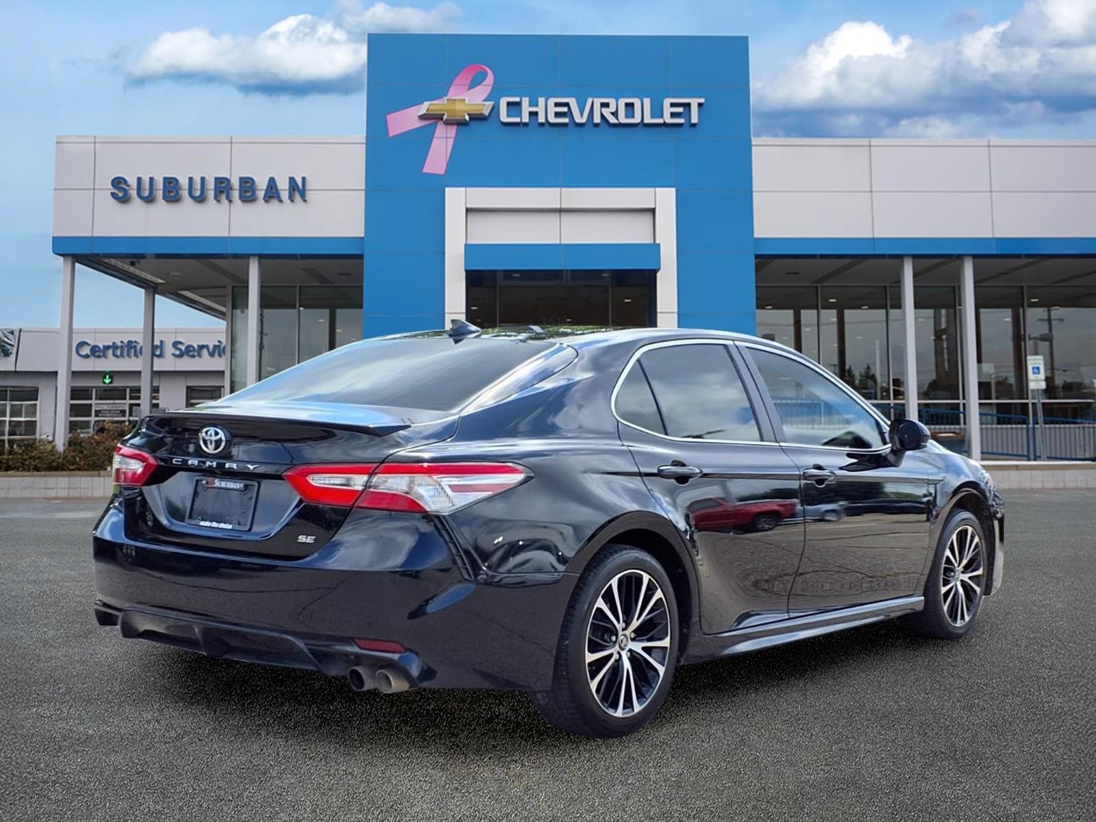 Used 2019 Toyota Camry SE FWD image 5
