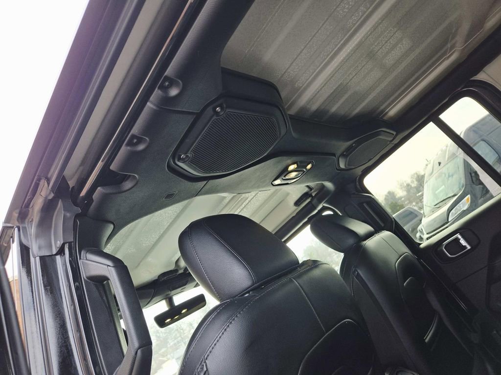 Certified 2021 Jeep Wrangler Unlimited Sahara image 13