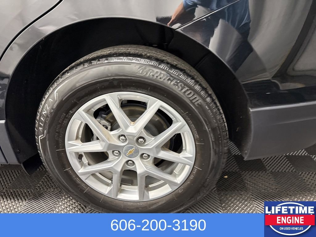 Used 2024 Chevrolet Equinox LS w/ LS Convenience Package image 12