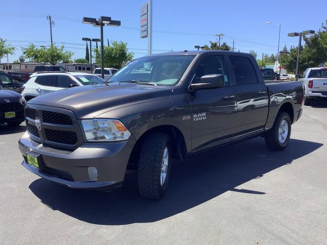 Used 2017 RAM 1500 Express RWD image 5