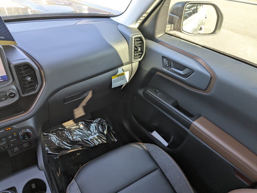 Certified 2024 Ford Bronco Sport Outer Banks AWD/4WD image 14