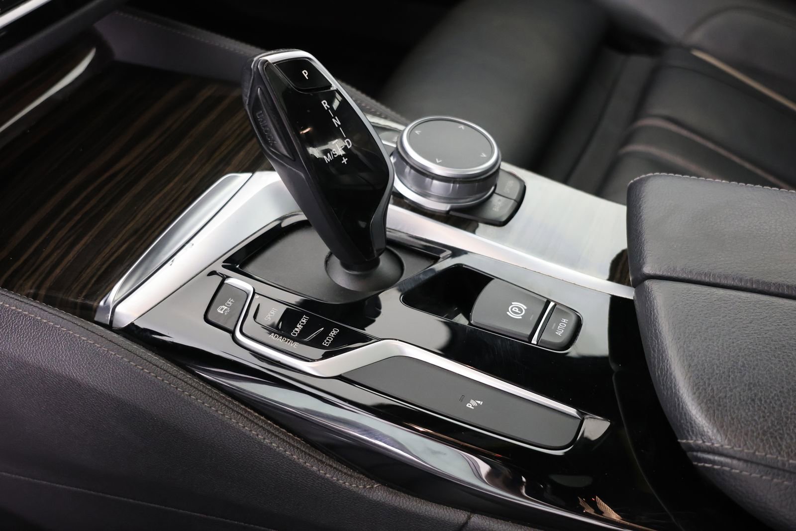 Used 2019 BMW M550i xDrive AWD/4WD image 6