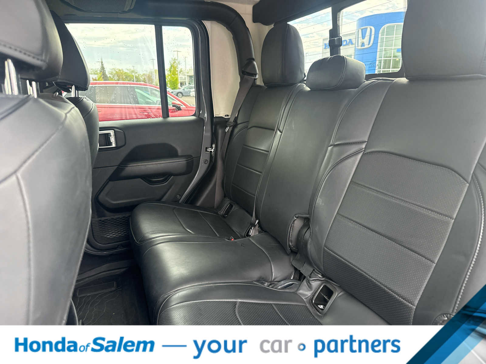 Used 2021 Jeep Gladiator Overland w/ Popular Equipment Package image 13