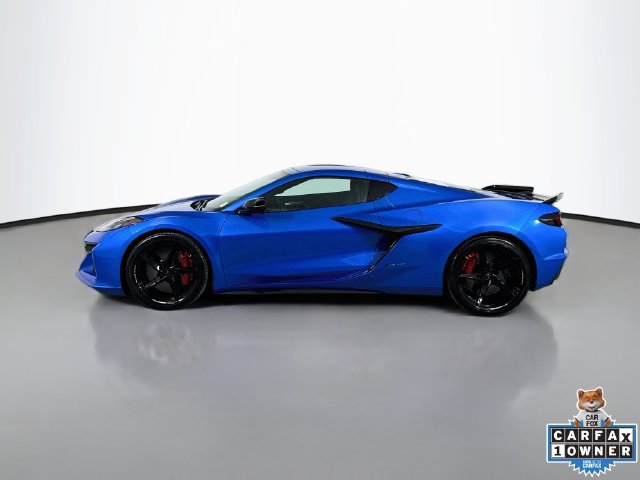 Used 2025 Chevrolet Corvette E-Ray AWD/4WD image 9