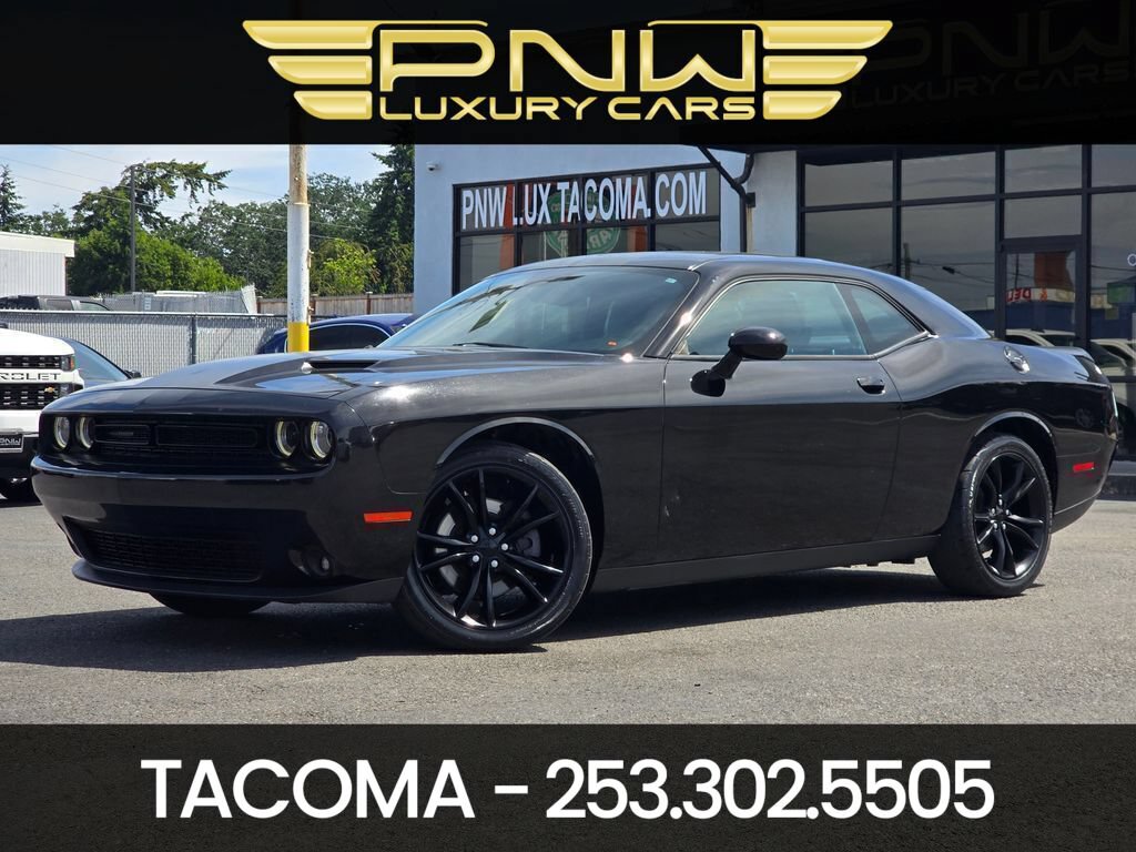 Used 2016 Dodge Challenger SXT Plus