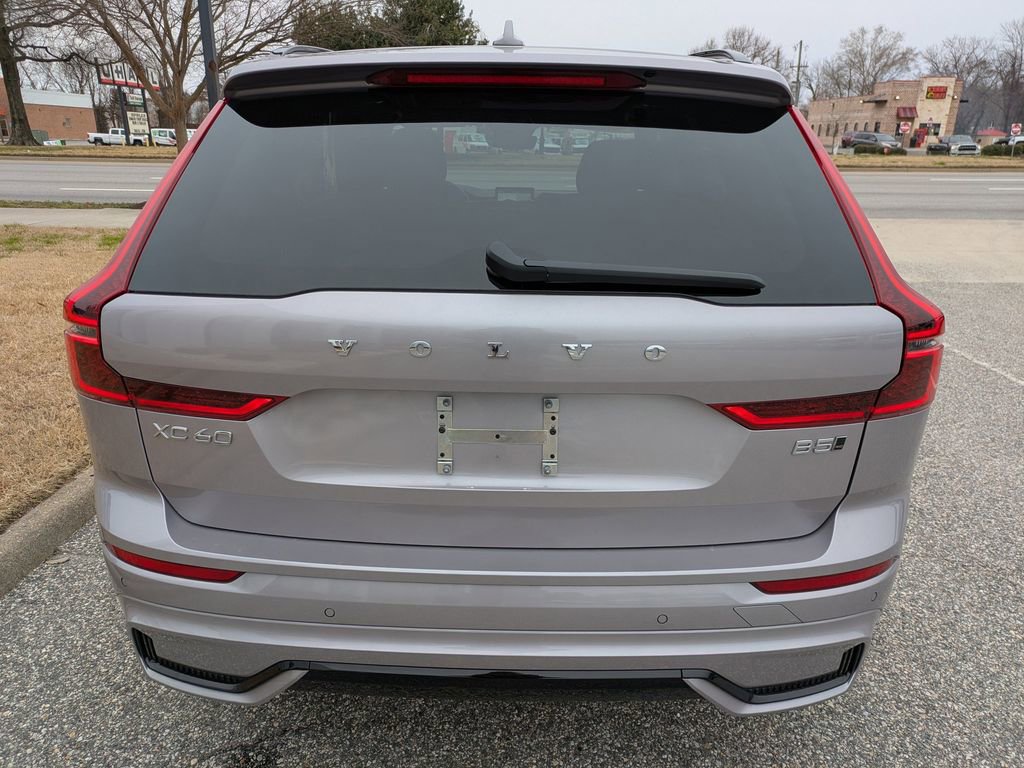 New 2026 Volvo XC60 B5 Plus w/ Climate Package AWD/4WD image 5