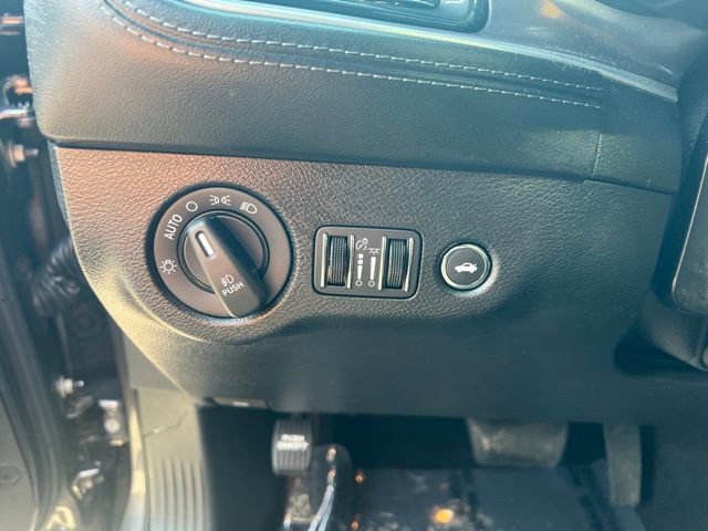 Used 2022 Dodge Challenger R/T Scat Pack w/ 1320 Plus Group RWD image 7