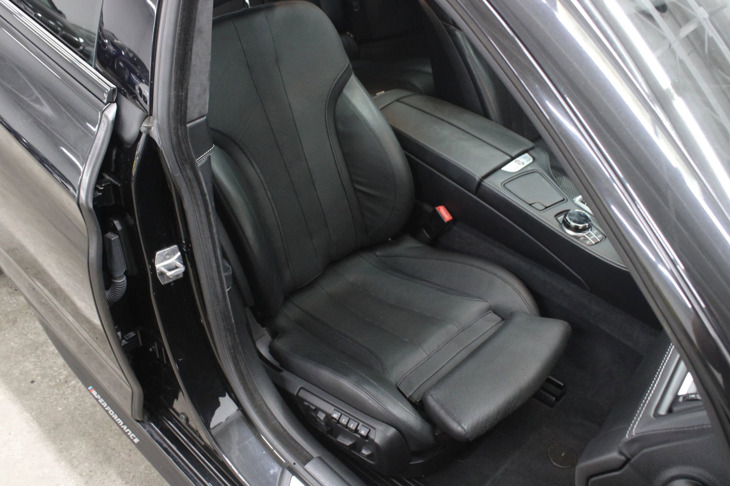 Used 2018 BMW 650i Gran Coupe image 16