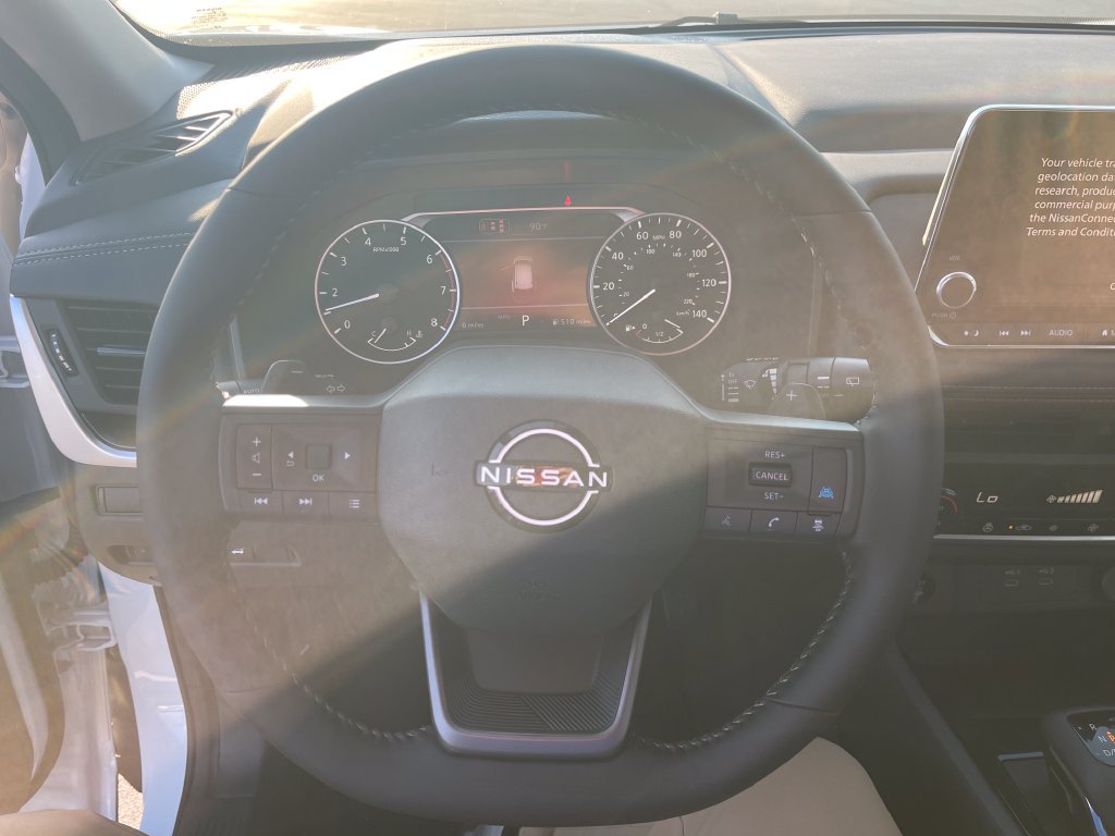 New 2026 Nissan Rogue Dark Armor AWD/4WD image 17