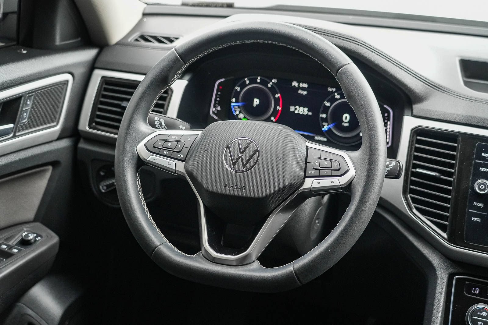 Certified 2023 Volkswagen Atlas SE FWD image 15