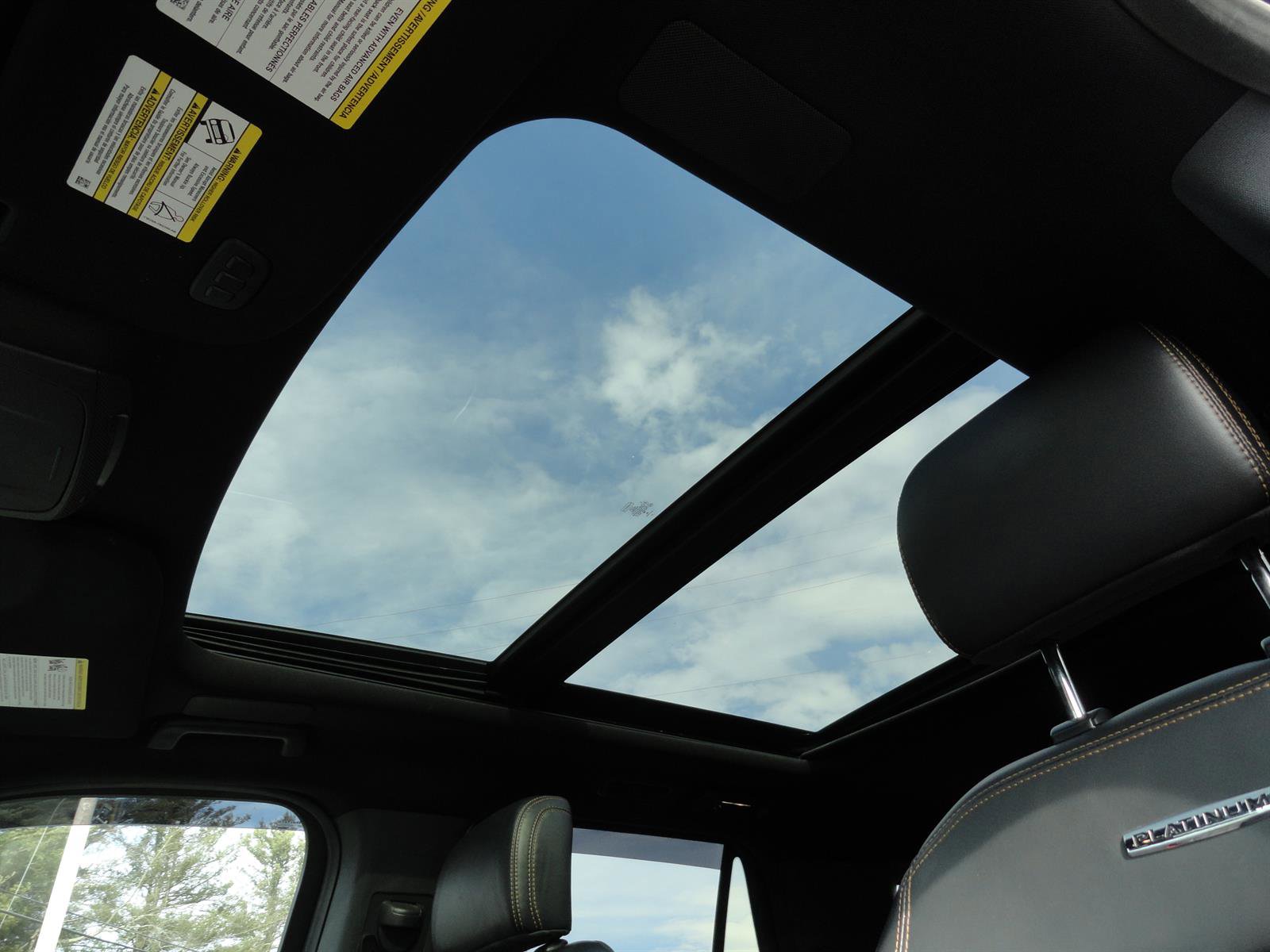 Certified 2022 Ford Expedition Max Platinum image 19