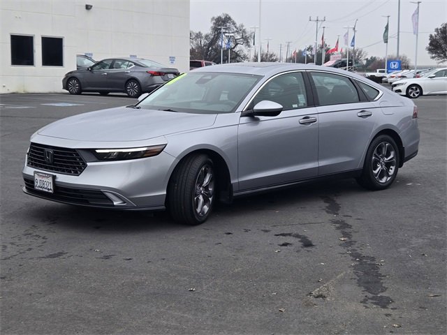 Used 2023 Honda Accord EX image 8