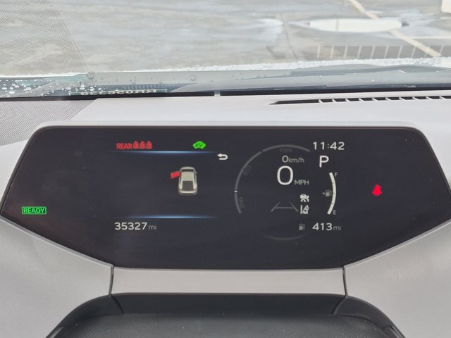 Used 2025 Toyota Prius LE FWD image 19