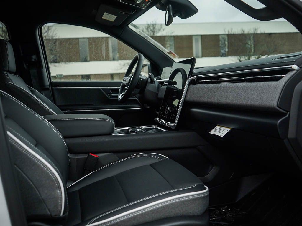 New 2026 GMC Sierra EV Elevation AWD/4WD image 8