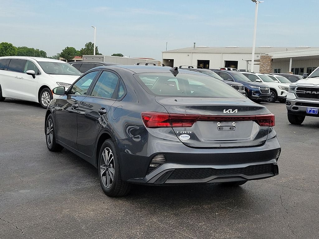 Used 2024 Kia Forte LXS FWD image 4