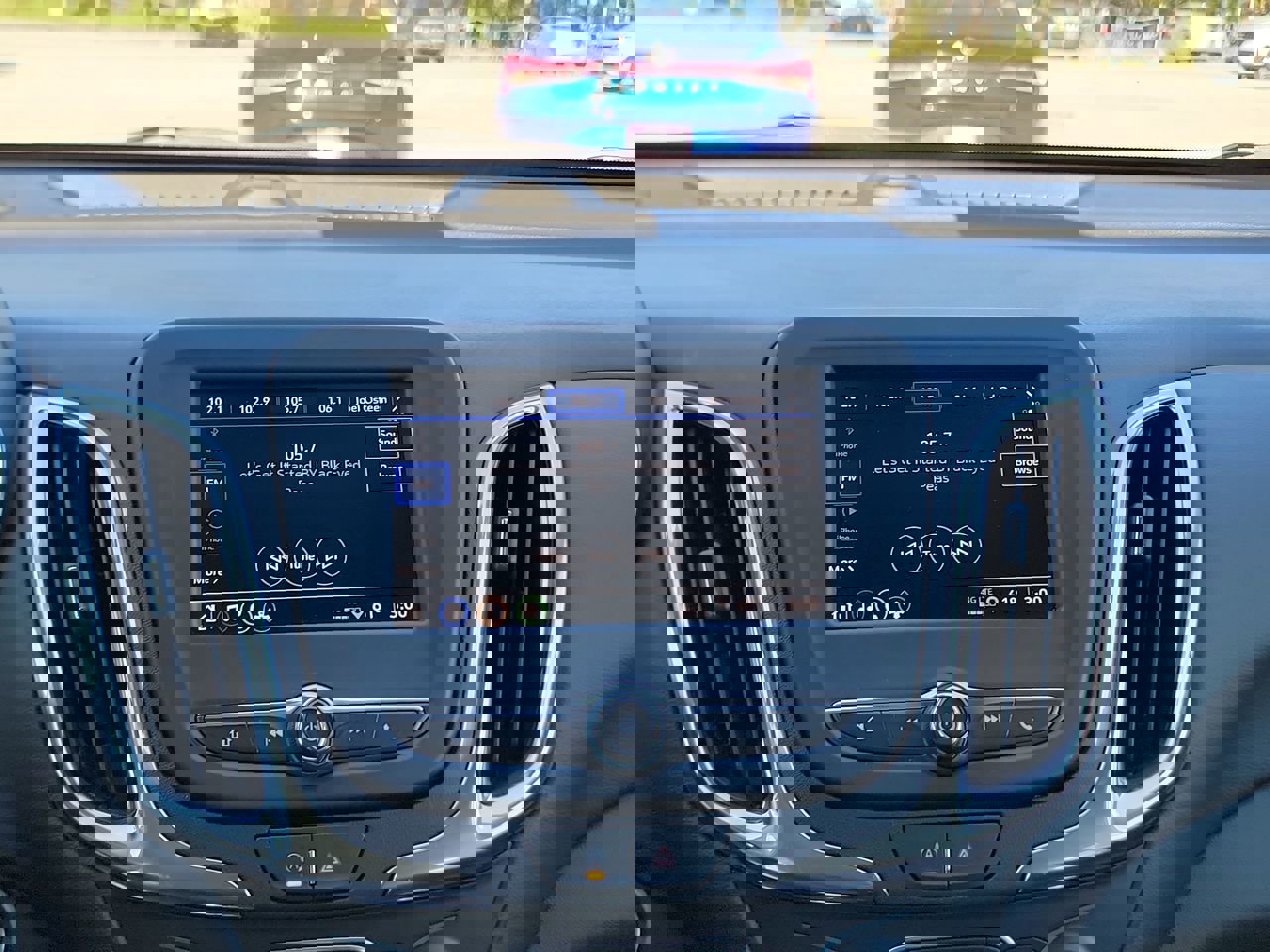 Used 2023 Chevrolet Equinox LT image 16