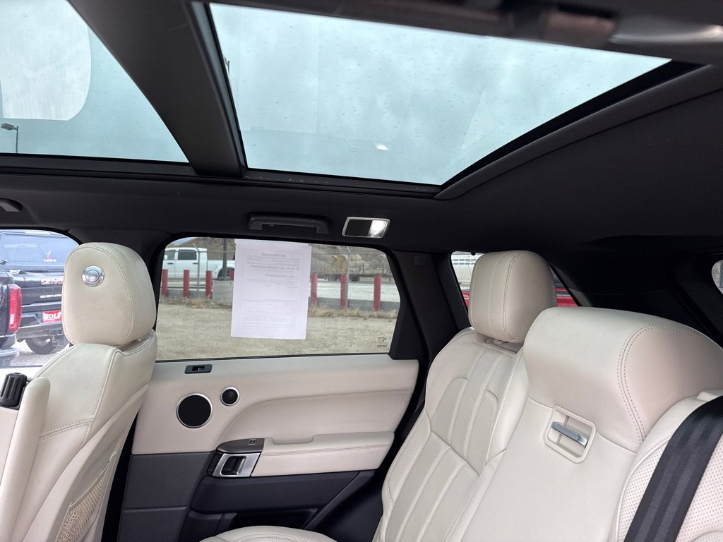 Used 2017 Land Rover Range Rover Sport HSE image 14