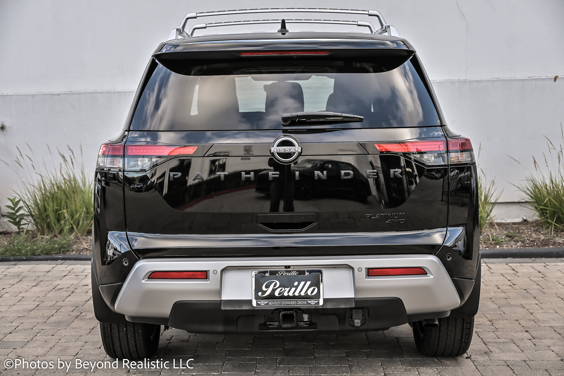Used 2025 Nissan Pathfinder Platinum image 7