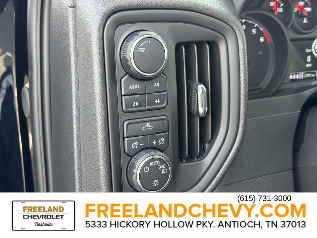 Used 2025 Chevrolet Silverado 1500 Custom Trail Boss image 25