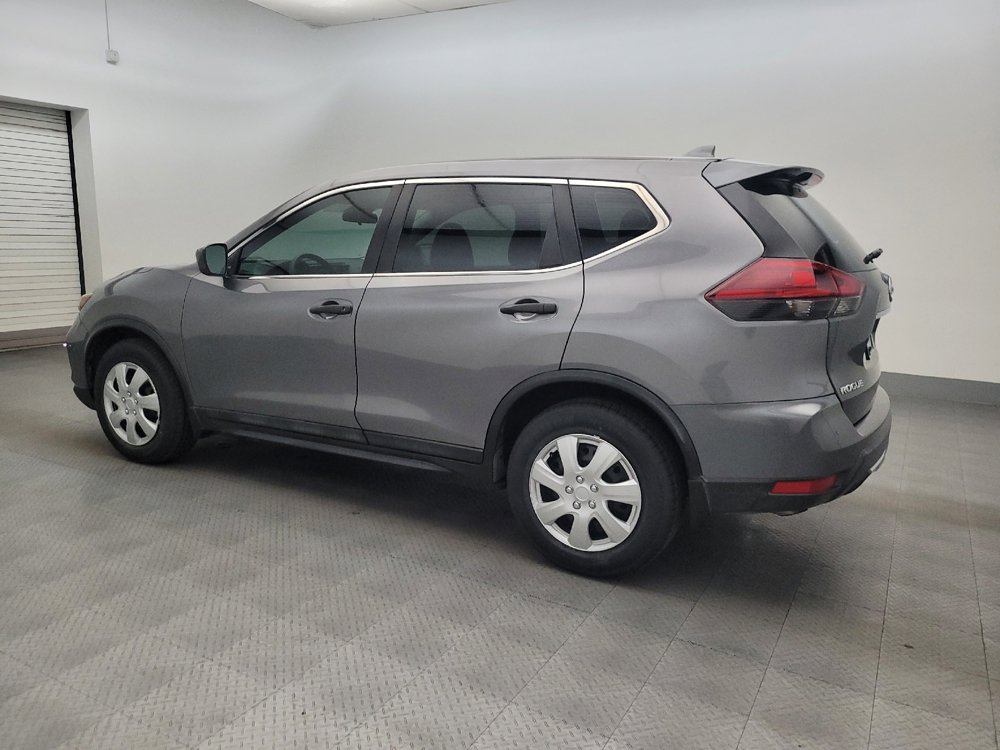 Used 2020 Nissan Rogue S FWD image 3