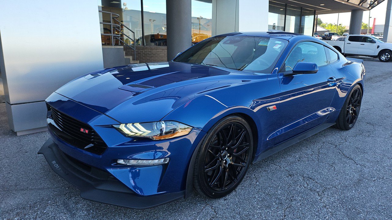 Used 2022 Ford Mustang GT Premium w/ GT Performance Package RWD image 8