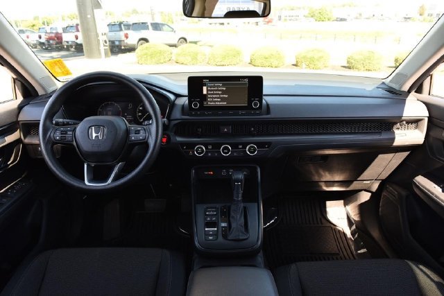 Used 2025 Honda CR-V EX image 7