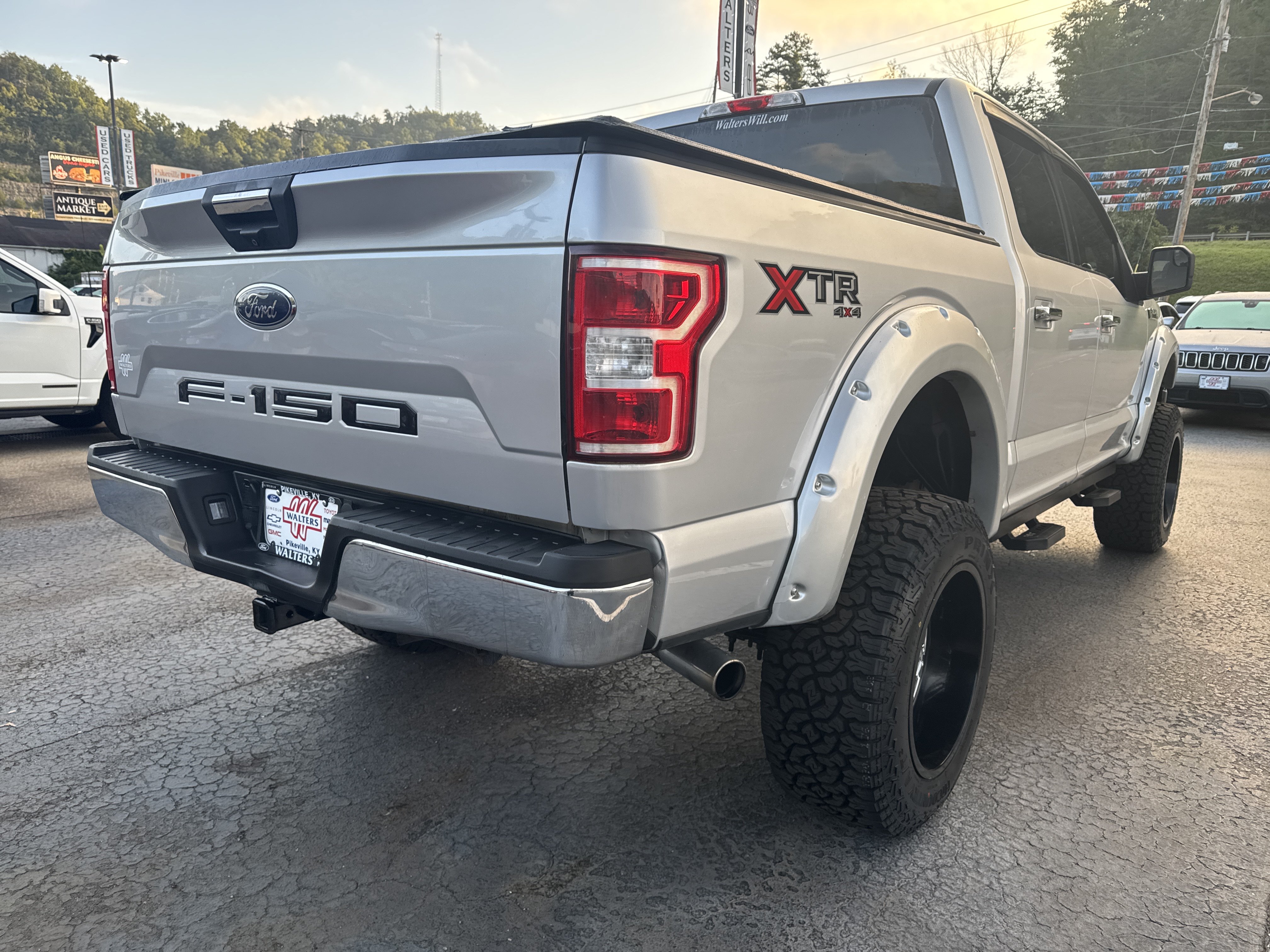 Used 2018 Ford F150 XLT w/ XTR Package AWD/4WD image 7