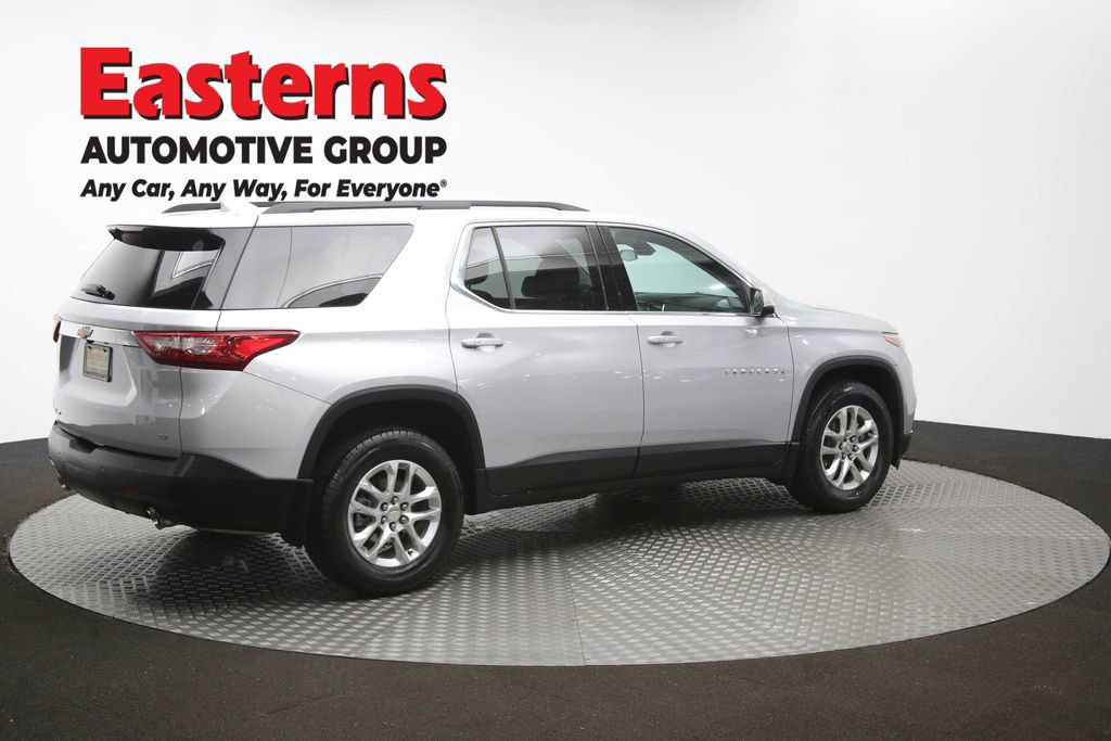Used 2021 Chevrolet Traverse LT AWD/4WD image 41