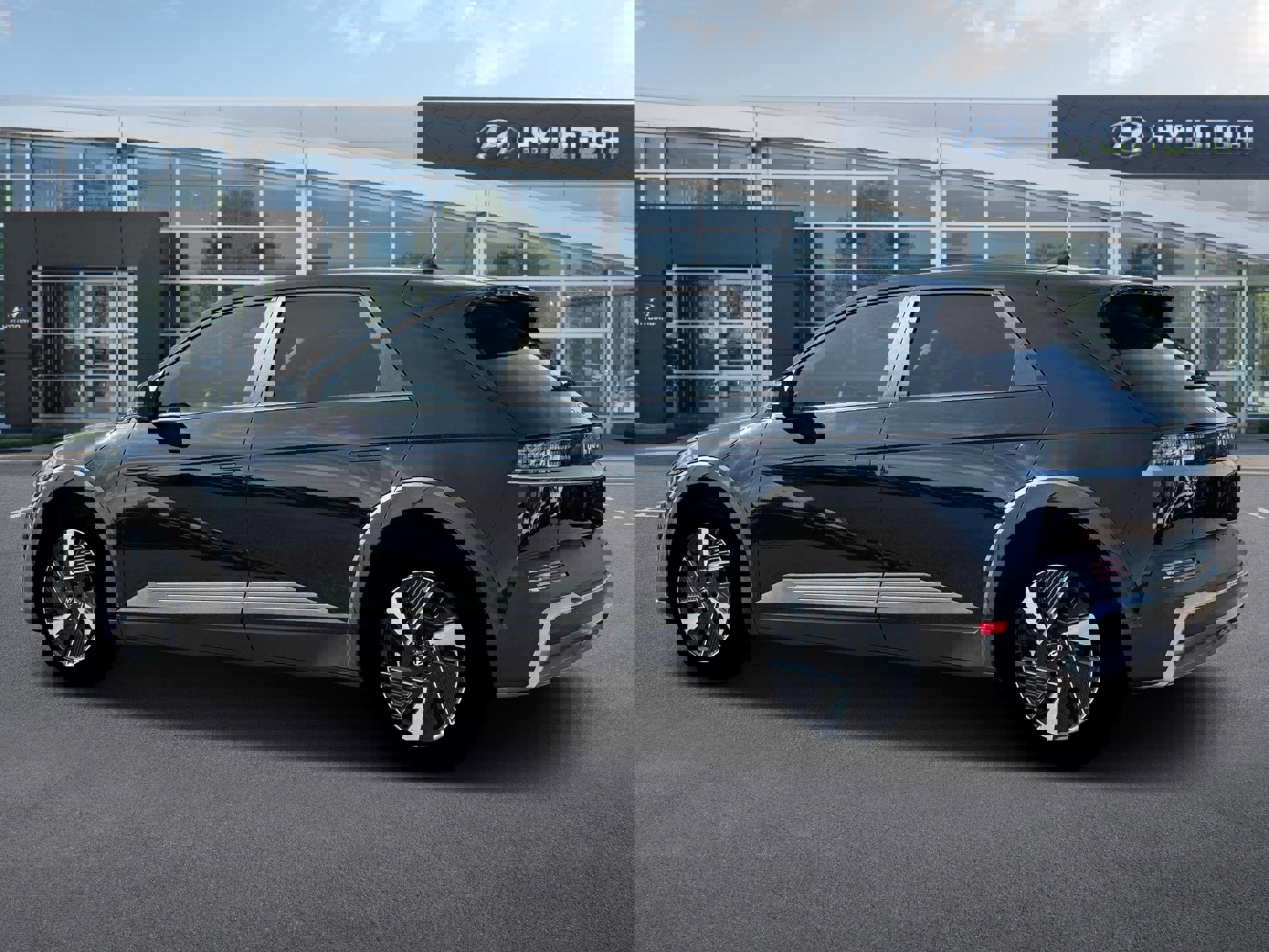 New 2025 Hyundai Ioniq 5 SE image 4