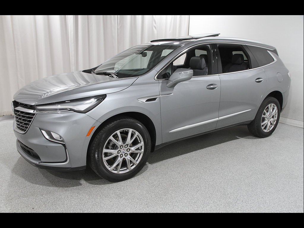 Certified 2023 Buick Enclave Essence w/ Experience Buick Package AWD/4WD image 3