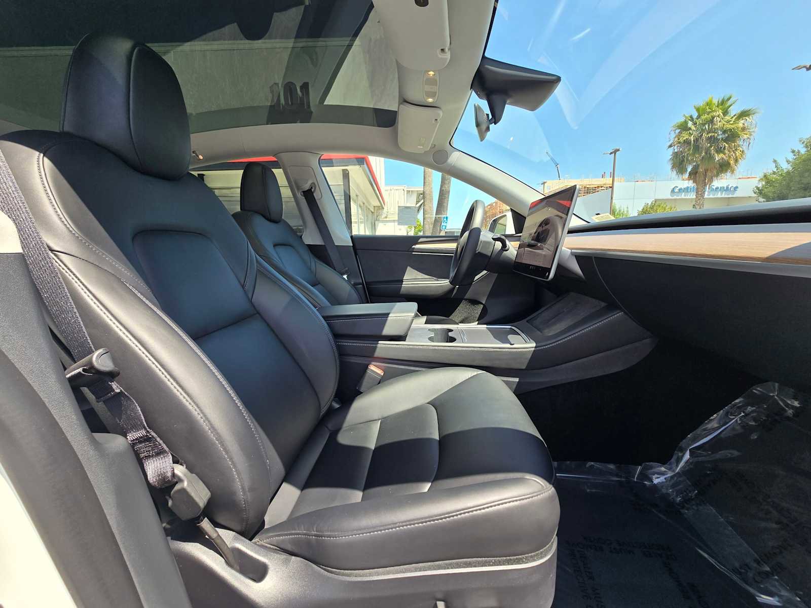 Used 2023 Tesla Model Y AWD image 11