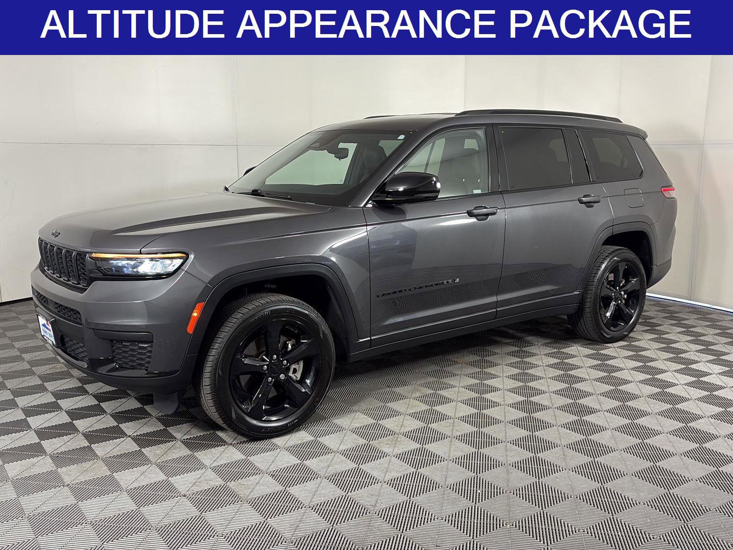 Used 2022 Jeep Grand Cherokee L Laredo