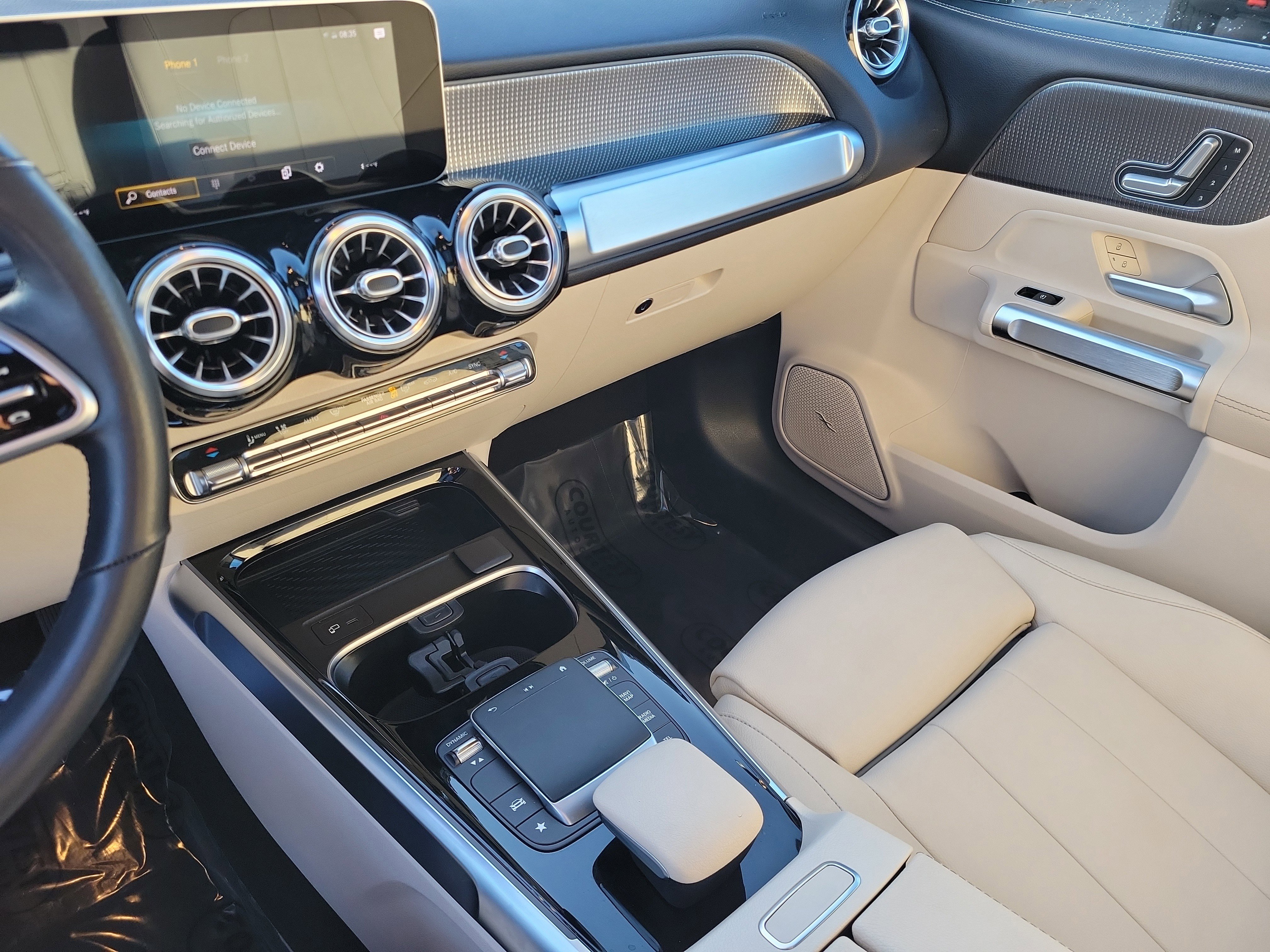 Used 2021 Mercedes-Benz GLB 250 image 35