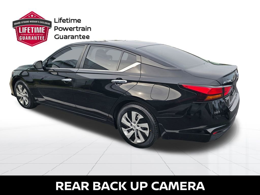Used 2022 Nissan Altima 2.5 S FWD image 5