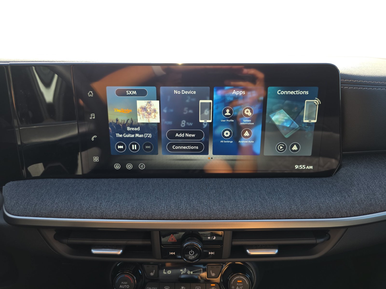 New 2027 Nissan Kicks SV w/ SV Premium Package FWD image 20