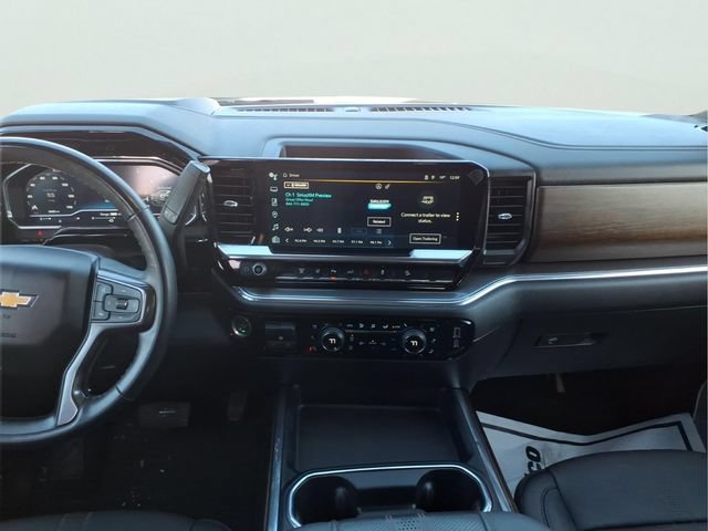 Used 2024 Chevrolet Silverado 3500 High Country w/ Technology Package AWD/4WD image 13